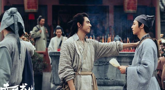 《赤狐书生》预售票房不理想，勉强过千万，一番主演还不是李现