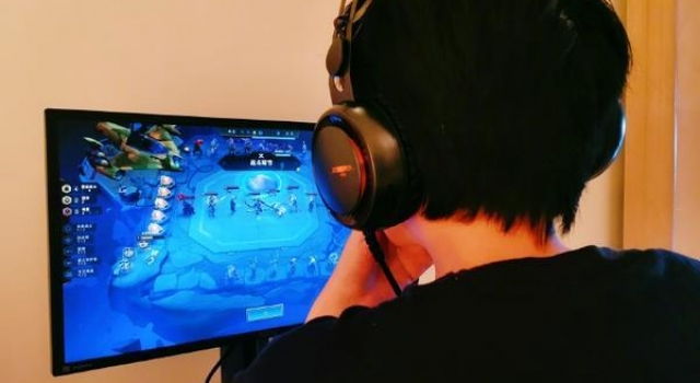 这是他第几次因戏生情了？