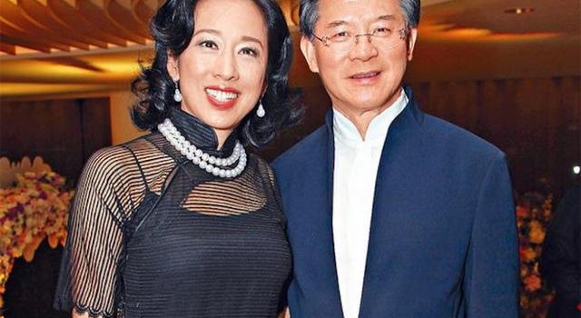 落选港姐陈伶俐半亿豪宅曝光，坐拥千尺花园草地，二婚嫁隐形富豪