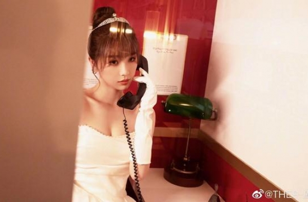 从父母欠债9万到1.7亿，贵圈富二代明星为何人设接连崩塌？