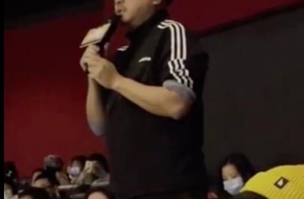 《一秒钟》票房破亿，徐峥：我是张译的颜粉、演技粉
