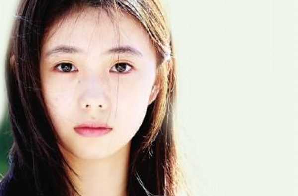 新任“谋女郎”几年前已被导演发现
