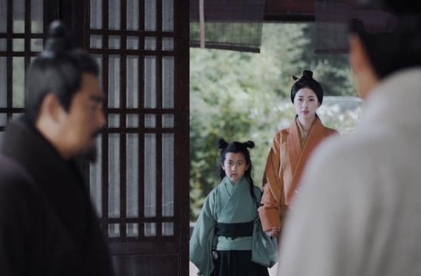 大秦赋：赵姬这个角色是败笔？她就该轻浮，朱珠这段演技可圈可点