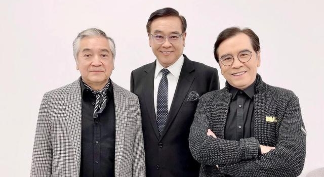 尔冬升兄弟仨看不出是同母异父！与秦沛感情好，和姜大卫略生疏？