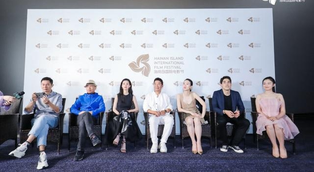 电影《热汤》亚洲首映 陈都灵文艺气质亮眼获赞