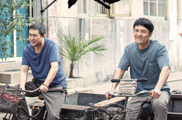 《装台》收获高口碑 张嘉益吃个西红柿都是戏
