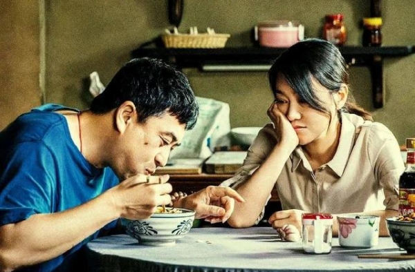 男有张嘉益，女有孙俪，《装台》和《安家》谁才是年度剧王？