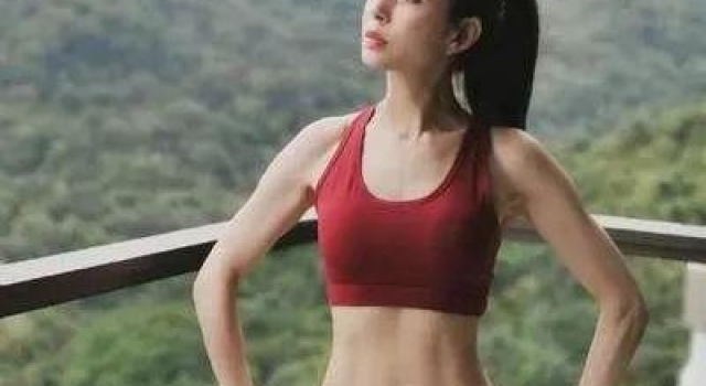 与老公分居4个月，54岁“苏妲己”身材犹如20岁，羡煞网友