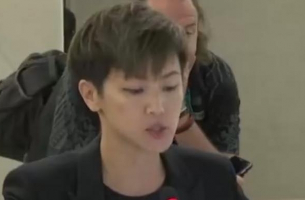 何韵诗自曝好友劝她“出走”，网友：赶紧回加拿大吧