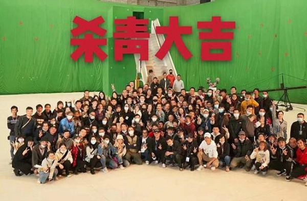 刘德华《战疫天使》深圳杀青 再合作导演邱礼涛