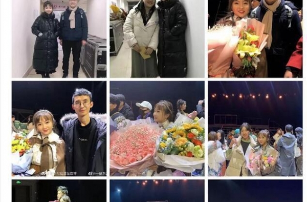 林妙可出演毕业大戏，披风造型暴露缺点，合影难敌身旁同学