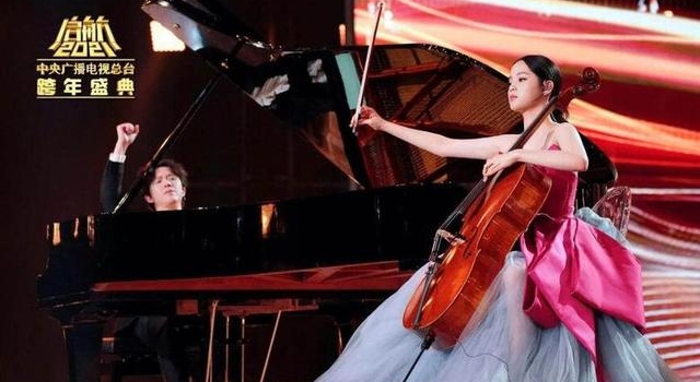 总台多档节目共迎新年，港澳台艺人参演送祝福