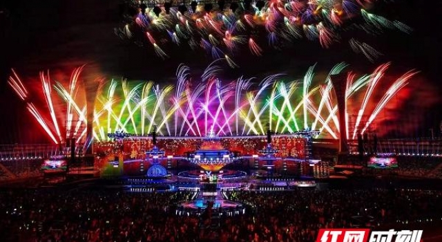 绽放800+场焰火，浏阳花炮跨进2021