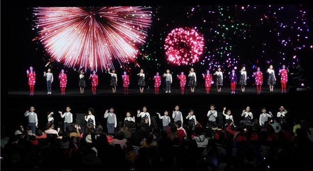 全息技术让海外名团“空降”上海剧场，这场新年音乐会很特别
