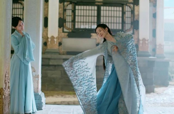 《上阳赋》首播槽点多，章子怡的少女很违和，赵雅芝也成槽点