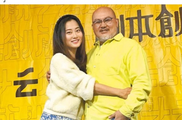 42岁女星欲放弃求子，因试管3次打一百针痛哭，继子最想要她生
