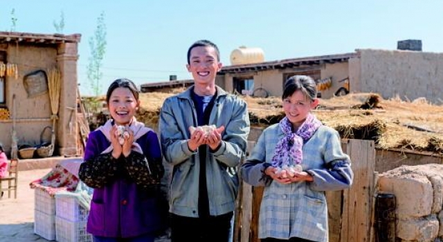 “隔着屏幕都能闻到土味”的主旋律剧为何“出圈”